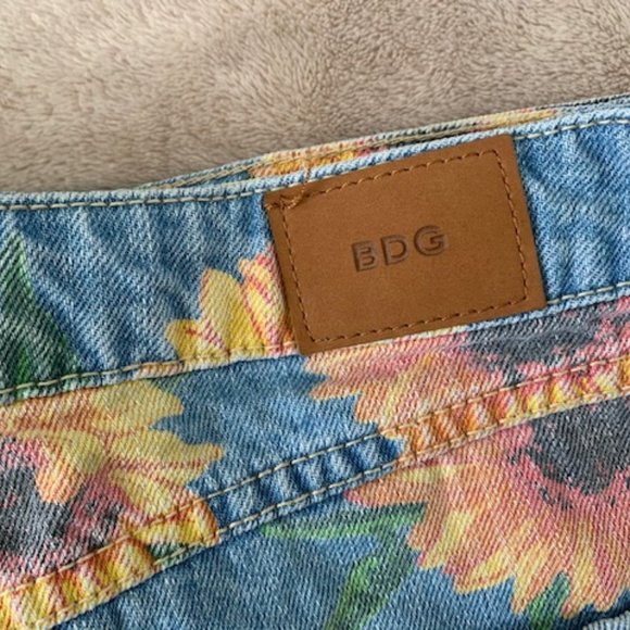 90s Jean Sunflower Skort UO BDG - Picture 3 of 8